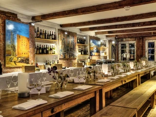 Ansicht von links Bodega Eventlocation Waterfront Hamburg