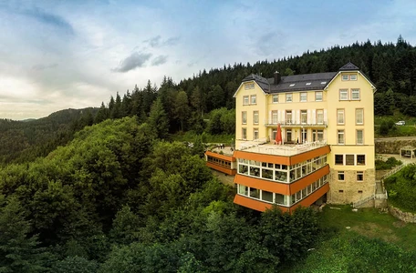 Eventhaus mit Weitblick und Terrasse