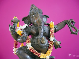 Statue PinkRoom Vinya Loft Bremen