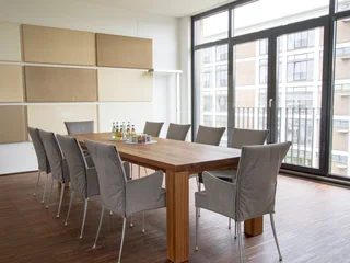 Für Meetings gibt es im k.brio Bremen einen separaten Besprechungsraum - hier sind Sie ungestört