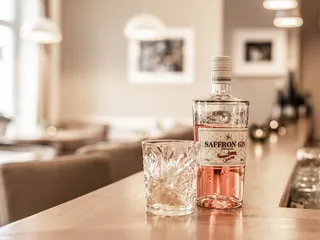 Köstliche Getränke nicht nur für Gin-LiebhaberInnen gibt es beim Hotel Haberkamp in Achim