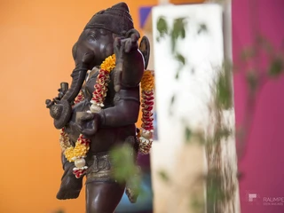 Detail Statue Seite PinkRoom Vinya Loft Bremen