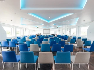 MS Princess Oberdeck Theaterbestuhlung