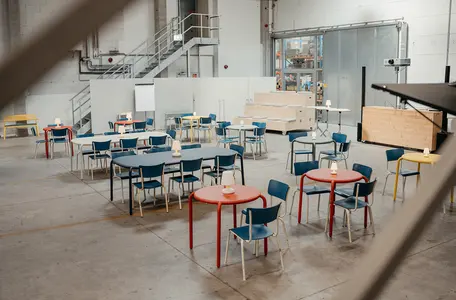 Veranstaltungsbereich mit Industrie-Flair in Oldenburg
