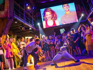 Beim Dance Contest auf der BLEICHEN in Hamburg geben die Teilnehmer in der LUKE II alles!