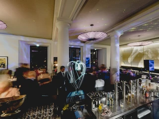 Ausgelassen feiern im Canova Restaurant in Bremen