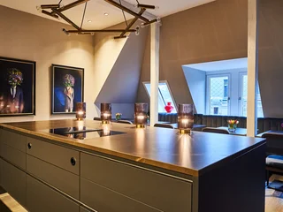 Auch für Kochevents eignet sich die Penthouse-Wohnung in Schwachhausen wunderbar
