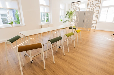 Workshop Raum in historischen Stadthaus mit Workcafe