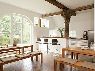 Der Pausenraum des Seminarhof Feuerborn in Osterholz-Scharmbeck ist mit einer modernen Küche ausgestattet