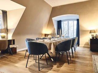 Feiern Sie Geburtstage, Events Familienfeiern in unserer gemütlichen Penthouse-Wohnung 