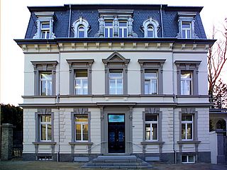 Die beeindruckende Außenfassade des Bürgermeisterhauses in Essen, lässt auf eine noch charmantere Inneneinrichtung vermuten