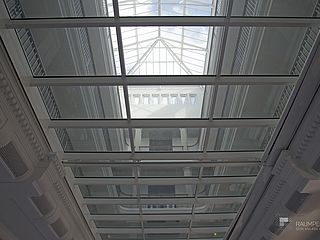 Die gläserne Decke sorgt für ausreichend Licht im Lichthaus in Bremen