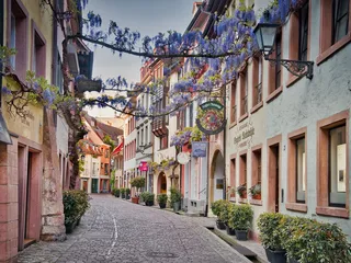 Kleine idyllische Gasse in Freiburg. 