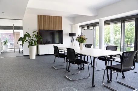 Seminarraum am Oldenburger Hafen!