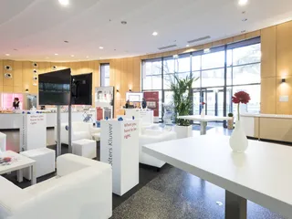 Eine Lounge bietet den Teilnehmern Ihrer Veranstaltung eine weitere Rückzugsmöglichkeit