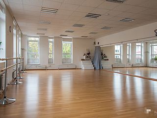 Offener Spiegel großer Saal Tanzstudio BouncenBoogie Bremen