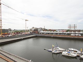 Der k.brio Campus Bremen bietet einen einmaligen Blick in den Bremer Europahafen