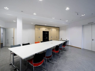 Gestalten Sie sich den Raum Werdersee des Quartierzentrum Huckelriede vom Martinsclub Bremen für Ihre Tagung so, wie Sie ihn brauchen 