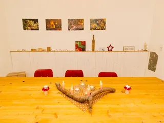 Blick zum Sideboard in der Kocheventlocation in Bremen