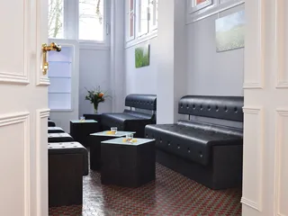 Neben dem eigentlichen Event bietet das Georgie in Hamburg auch eine ruhige Sitzecke