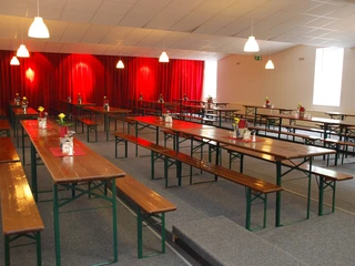 Frankfurt Homburger Hof großer Festsaal mit allen Kegelbahnen überbaut 