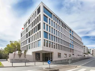 In unmittelbarer Nähe zum Hauptbahnhof Wiesbaden befindet sich das Ecos office center Wiesbaden