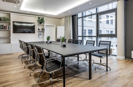 Friedrichstraße | 1. Konferenzraum 45m²
