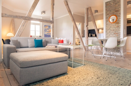 VA I Design Studio 05 mit Balkon