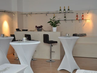 Bar Stehtische Eventraum Polterabend Offenbach