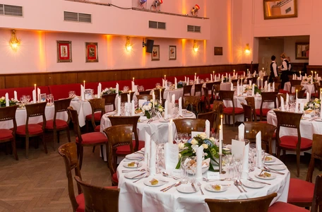 Großer Ballsaal