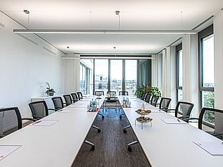 Die Dachterrasse im Ecos office center in Wiesbaden ist durch den IC2-3 direkt zugängig