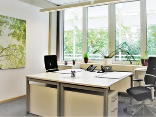 Lichtdurchflutet und freundlich - so präsentieren die hochwertig ausgestatteten Büros des ecos office center Mainz