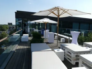 Traumhafter Ausblick von der Terrasse des Bridge Deck im ecos office center bremen teerhof