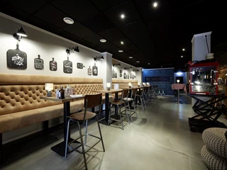 Stilvoll & Gemütlich, Loui & Jules GrillBar in Bremen