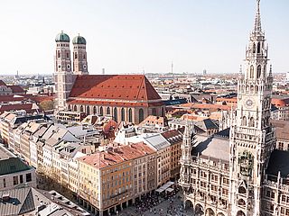 Die zentrale und hohe Lage der Conference Area ermöglicht einen sehr weiten Blick über die Münchener Innenstadt