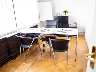 Viel Licht für klare Gedanken im Tagesbüro des ecos office center Bremen Parkallee