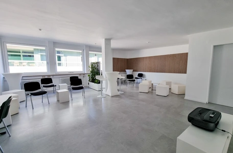 DAS BÜRO - RAUM NERO