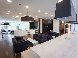gemütliche Lounge für lockere Begegnungen im BBCC - Berliner Bogen Conference Center Hamburg 
