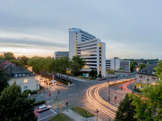 Ansicht bei Abenddämmerung, RUHRTURM in Essen 